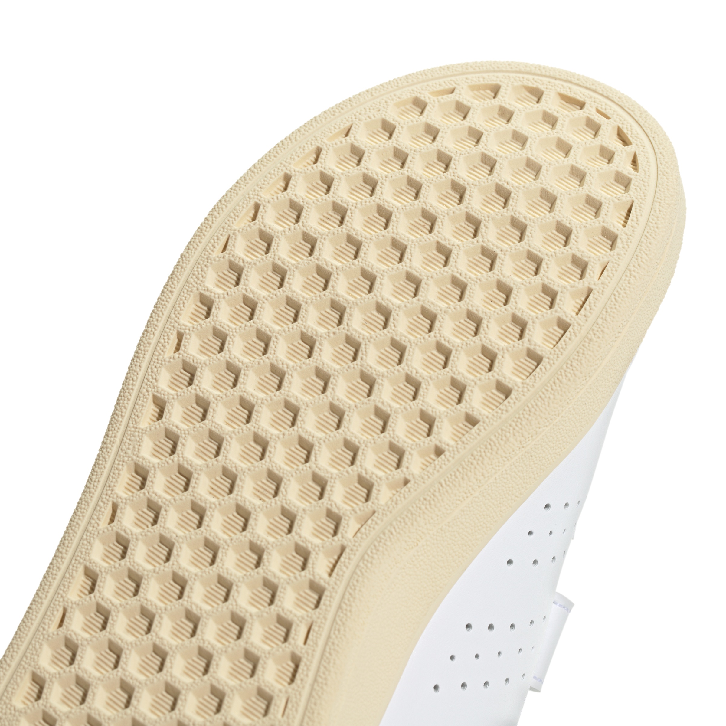 IH6251_9_FOOTWEAR_Photography_Detail View 2_transparent